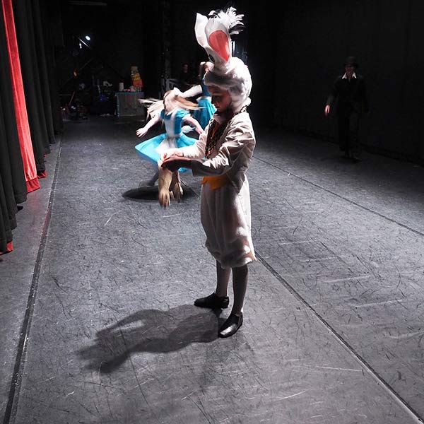 Rabbit Backstage - Performance ~ Alice - 2013